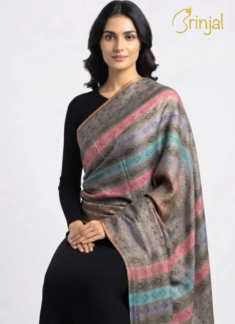 Fine wool with zari